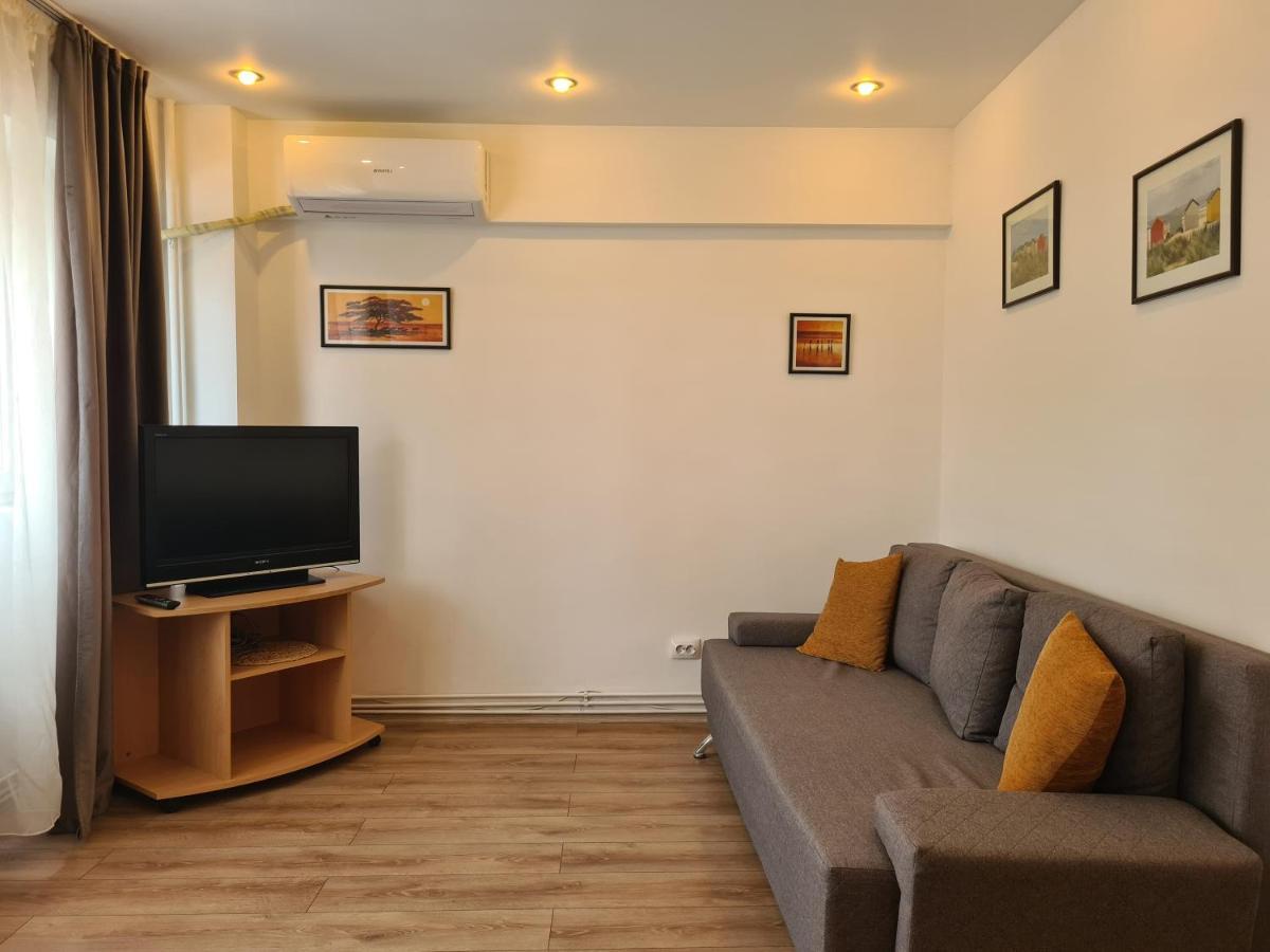Apartament Anna Τιργκόβιστε Εξωτερικό φωτογραφία
