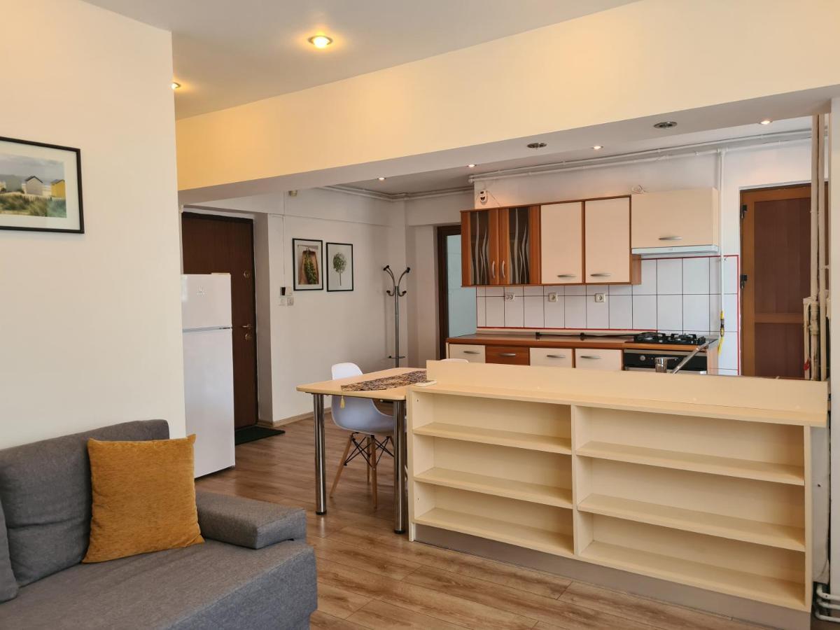 Apartament Anna Τιργκόβιστε Εξωτερικό φωτογραφία